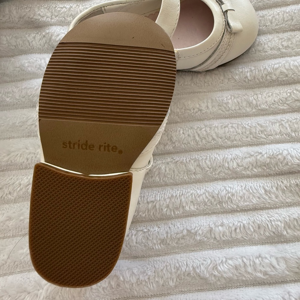 Stride Rite Ivory Kids Mary Jane Shoes - Picture 2 of 4